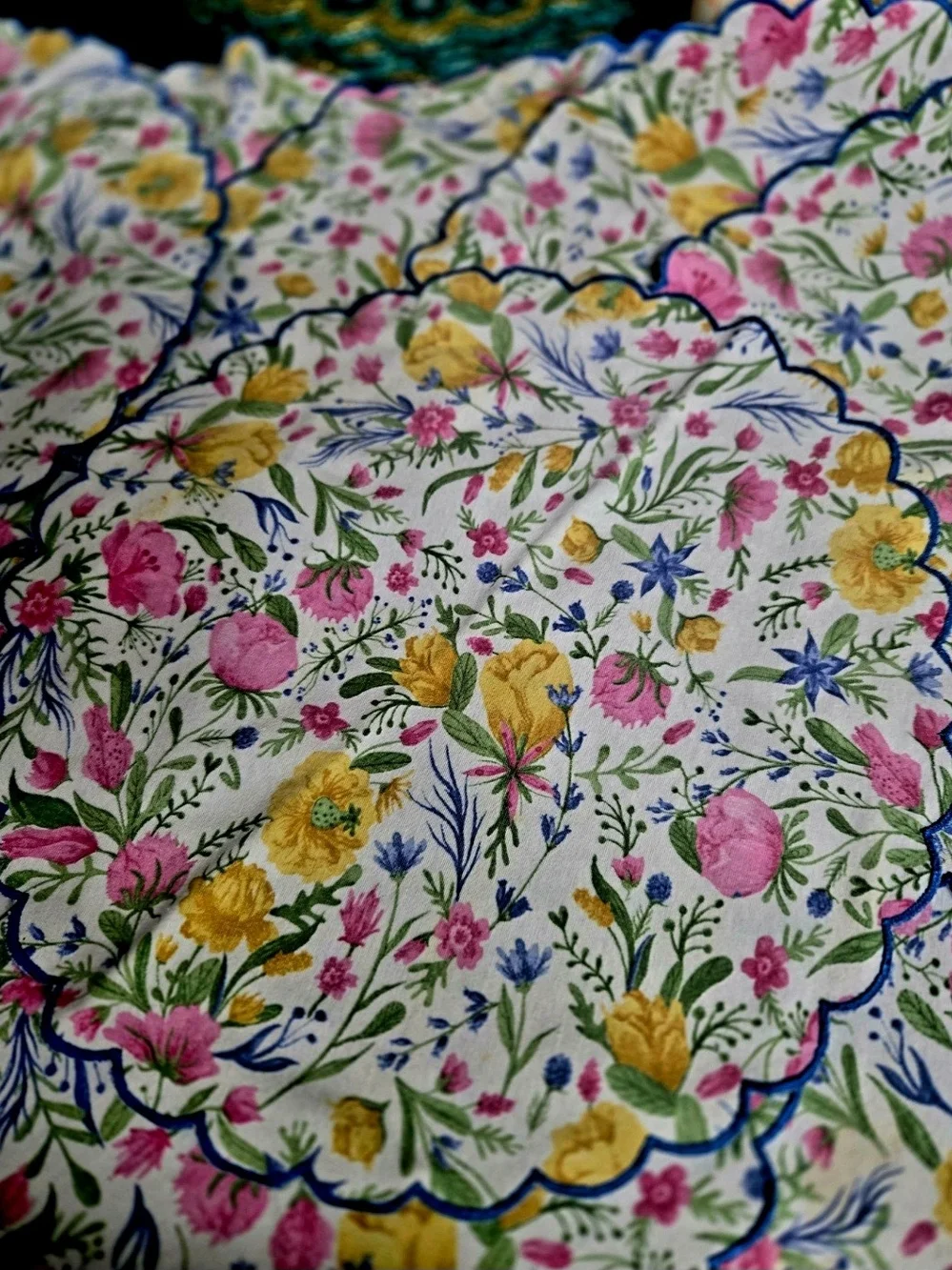 Set Of 8 Vintage Sofia Juliska Collection Placemats Scaloped Edge Reversible 16